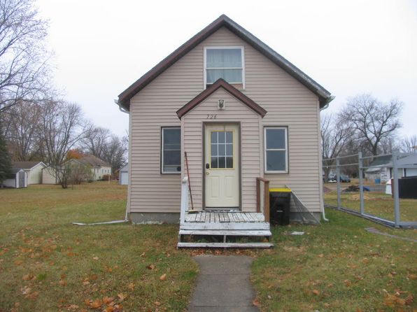 726 Cedar Ave