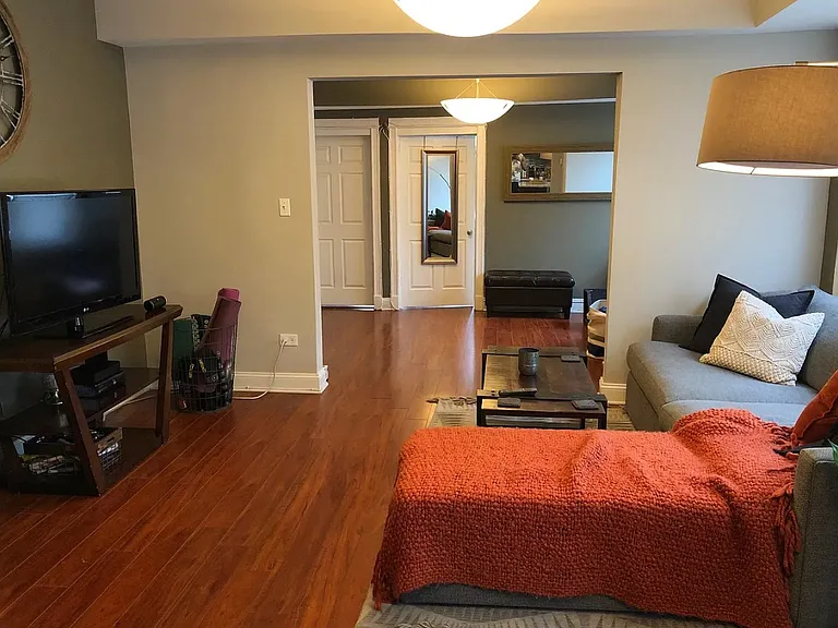 5454 N Broadway St #2 — Photo 2