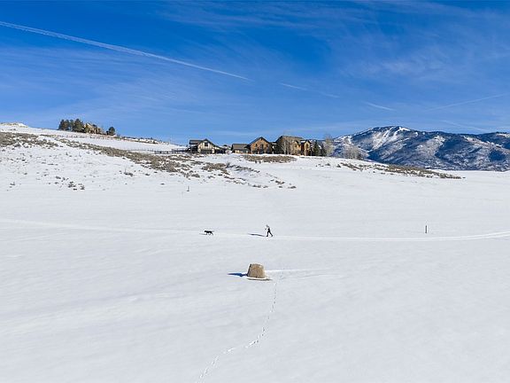 2nd image of 30855 Emerald Rdg