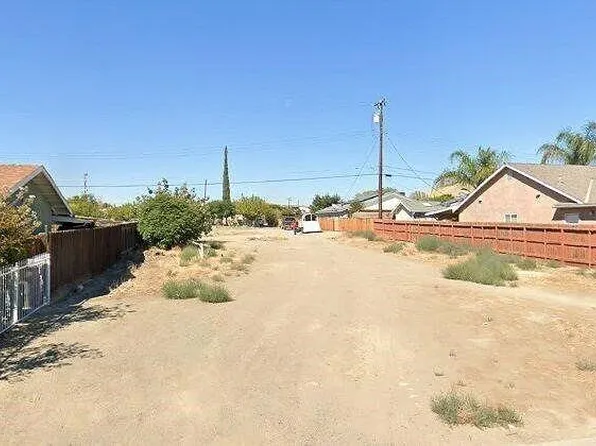 925 E Fresno St, Avenal, CA 93204