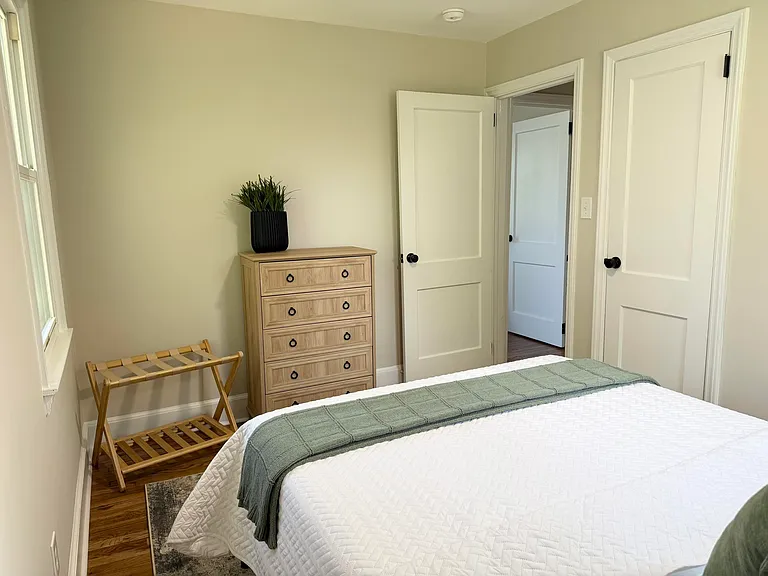 824 Ann St — Photo 11
