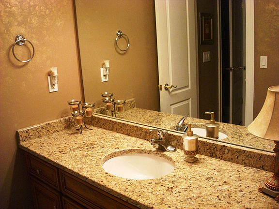 Full Bathroom #3