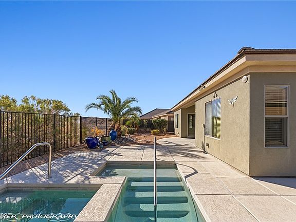 4th image of 456 Wild Horse Ln