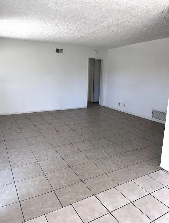 38532 33rd St E — Photo 4
