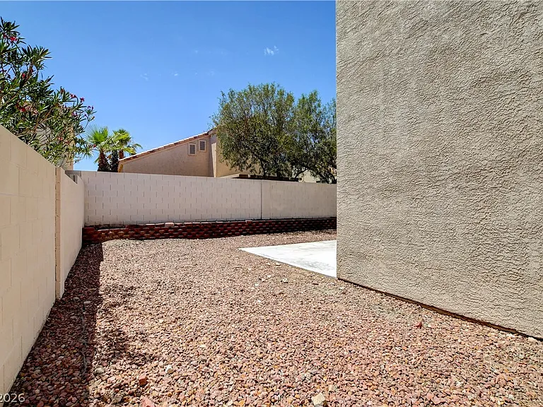 9317 Mountain Cliffs Ave — Photo 44