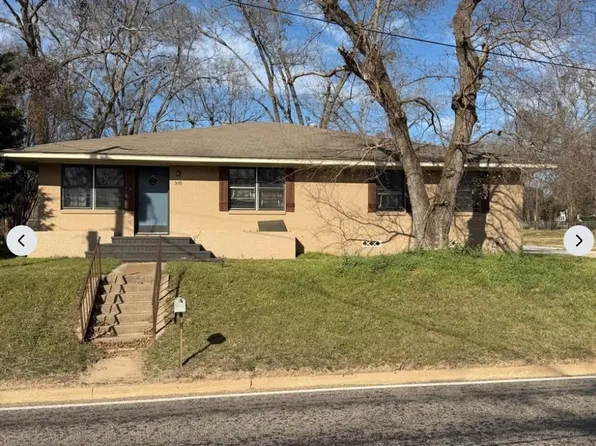310 W Pine St, Frankston, TX 75763