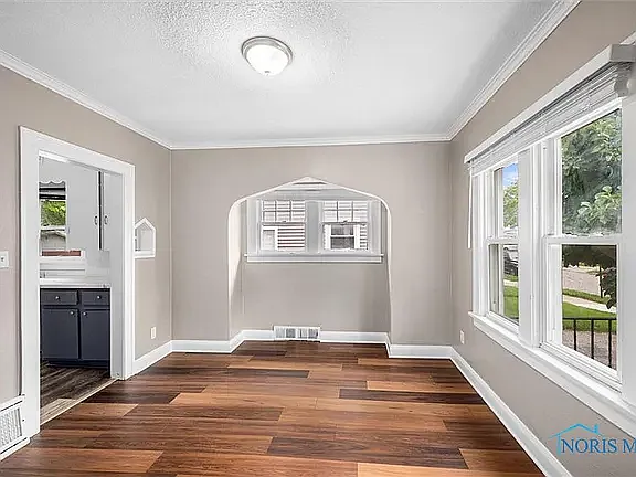 1838 Evansdale Ave — Photo 11