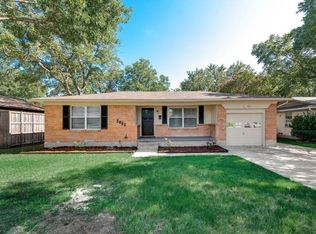 1006 Noble Ave, Carrollton, TX 75006