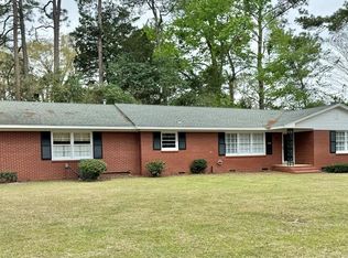 2200 Azalea Dr, Valdosta, GA 31602