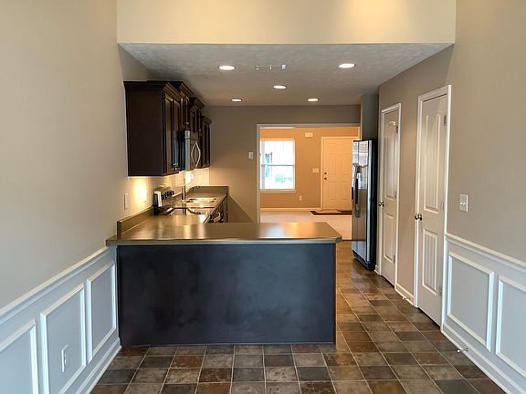 4th image of 2065 Caladonia Way