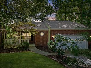 28 Foxberry Dr, Arden, NC 28704