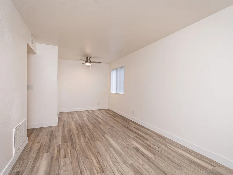 Liv 1621 Apartments — Photo 44