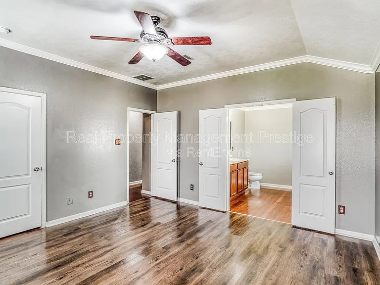 10707 Fuqua Glen Ln — Photo 8