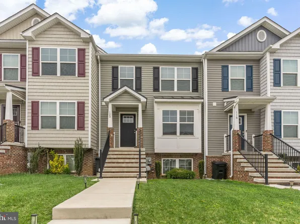 120 Carnes Way, Martinsburg, WV 25403