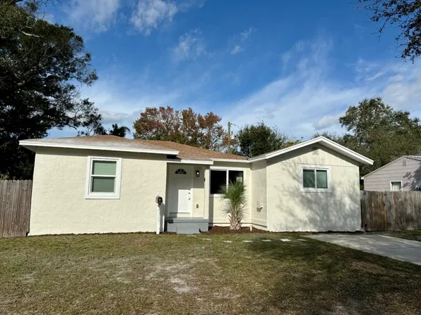 6014 Cedar St NE, Saint Petersburg, FL 33703