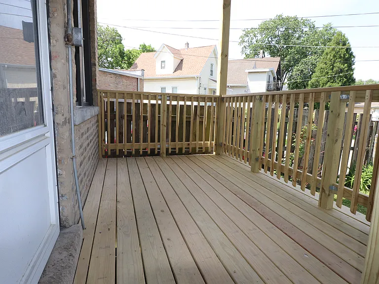 4223 N Elston Ave #1 — Photo 6