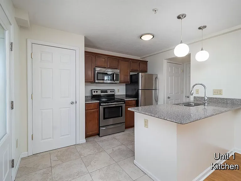 406 E Hillside Dr #3 — Photo 8