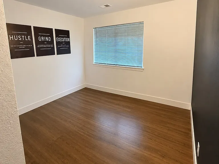 Clearview Cir — Photo 11