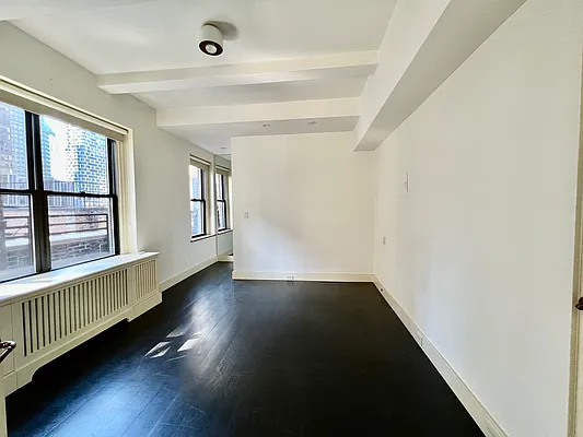 Rented by Evans Real Estate | media 17