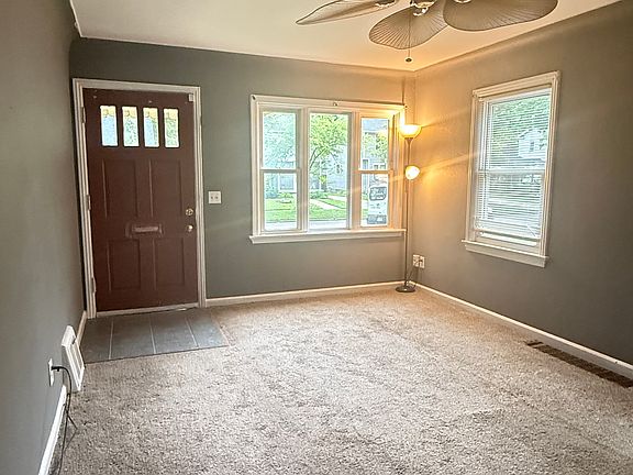 2nd image of 2169 Mansfield Rd