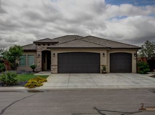 174 E Legends Ln, Washington, UT 84780