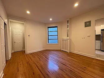 Rented by Hillel Realty Group