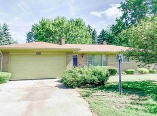 2450 Ranier St, Saginaw, MI 48603