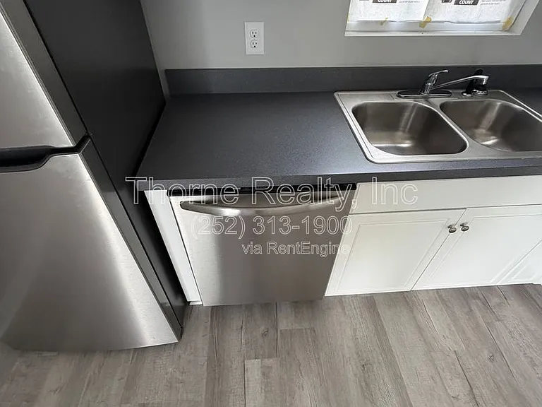 2411 Heath Ln — Photo 7