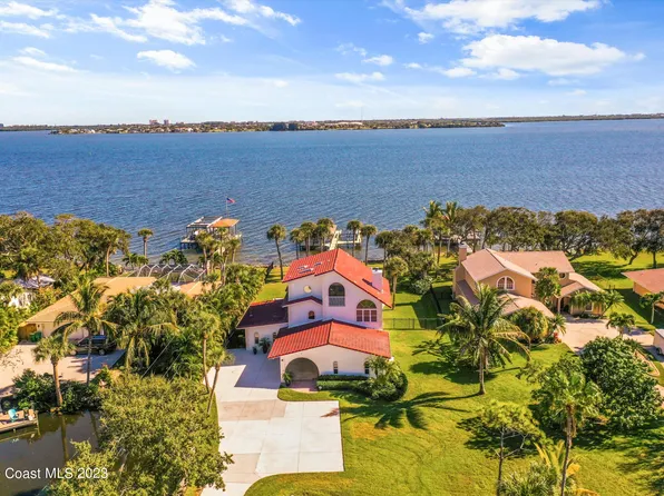 2514 Newfound Harbor Dr, Merritt Island, FL 32952