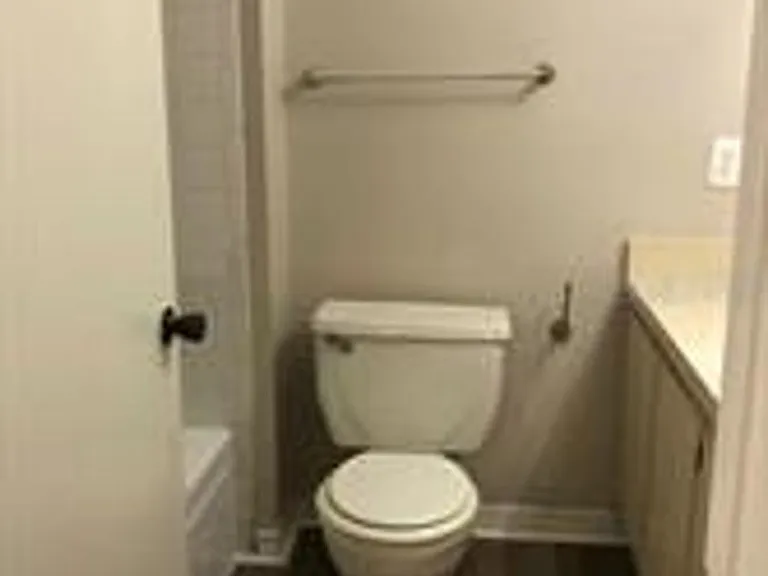 548 Orange Dr #14 — Photo 16