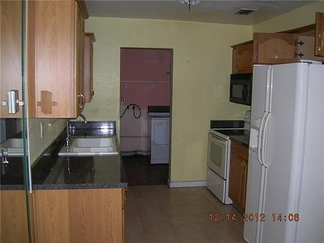 2nd image of 19911 SW 114th Ct