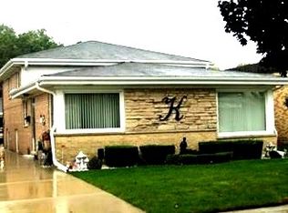 8267 W Agatite Ave, Norridge, IL 60706