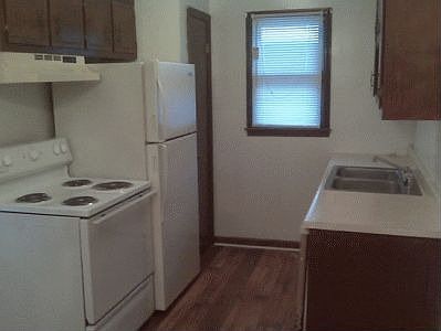 4th image of 3913 Talwell Dr SW Ste 8