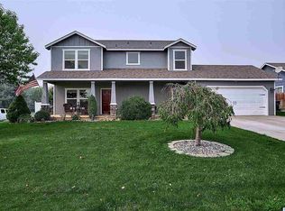 3105 S Highlands Blvd, West Richland, WA