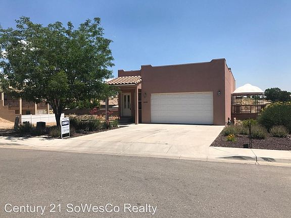 2nd image of 6002 Arroyo Dr