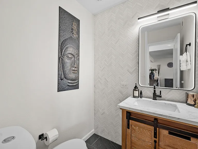 7404 Margerum Ave — Photo 5