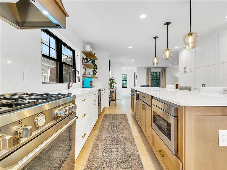 23 Princeton St #1 — Photo 3