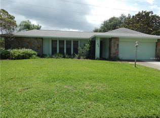 570 Hollow Ridge Rd, Palm Harbor, FL 34683