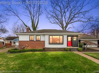 8441 Northfield Blvd, Oak Park, MI