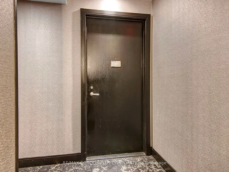18 Yorkville Ave #2505 — Photo 6