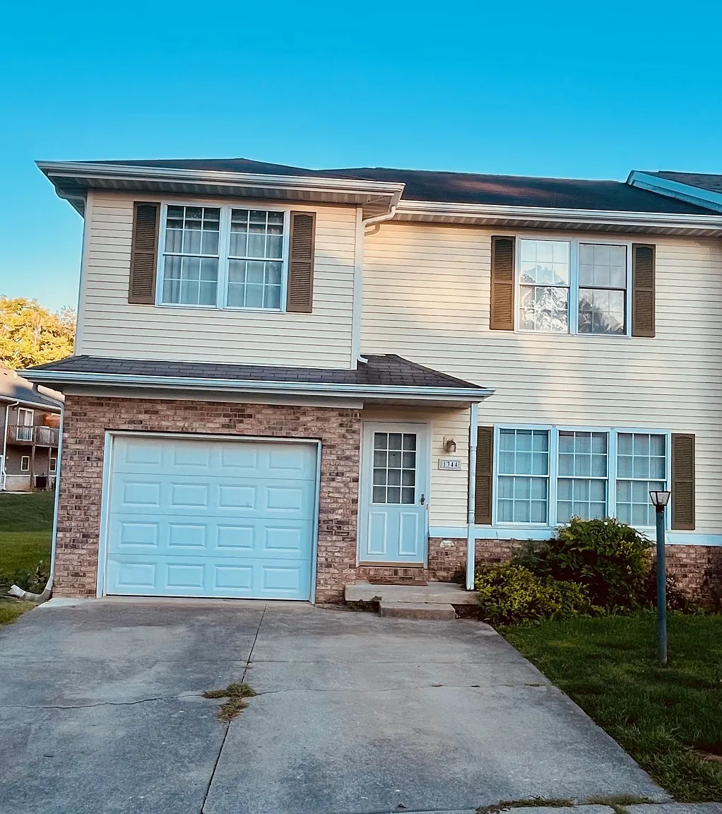 1344 W Tiffany Ct photo 1