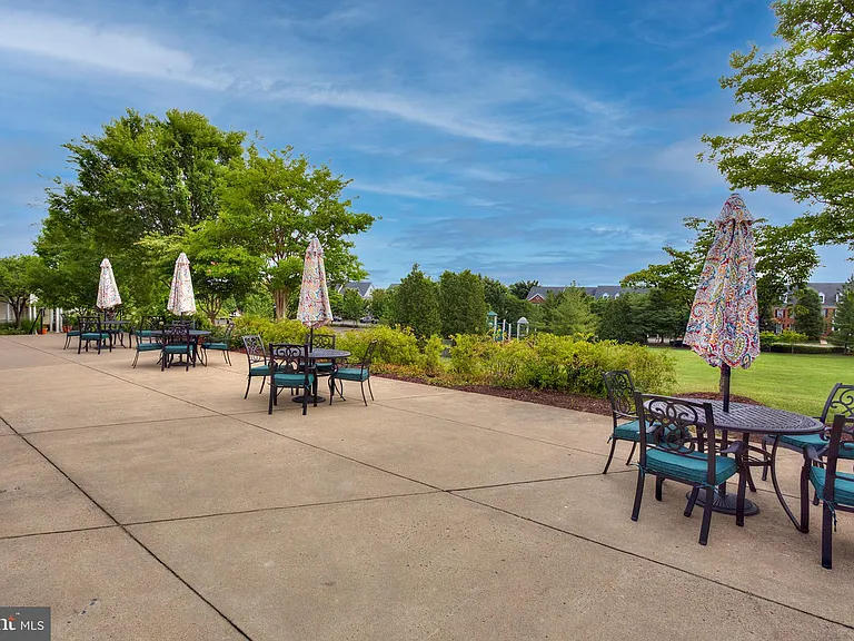 23575 Hopewell Manor Ter — Photo 49