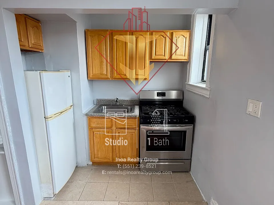 66-68 Van Reypen St #504