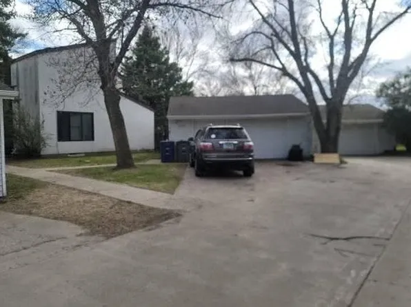 2237 4th Ave S, Moorhead, MN 56560