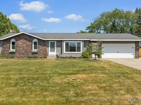 7860 Park Lane Ave, Jenison, MI 49428