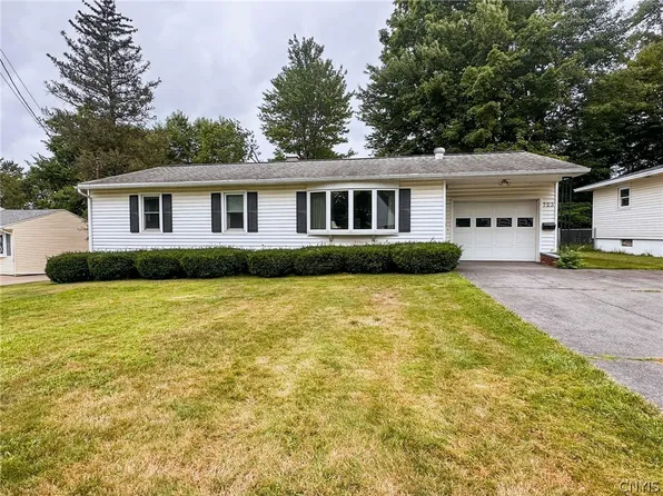 723 Cosby Rd, Utica, NY 13502