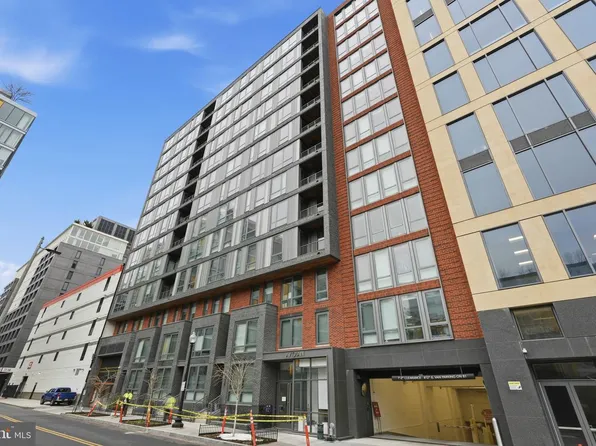 1211 Van St SE #1313, Washington, DC 20003