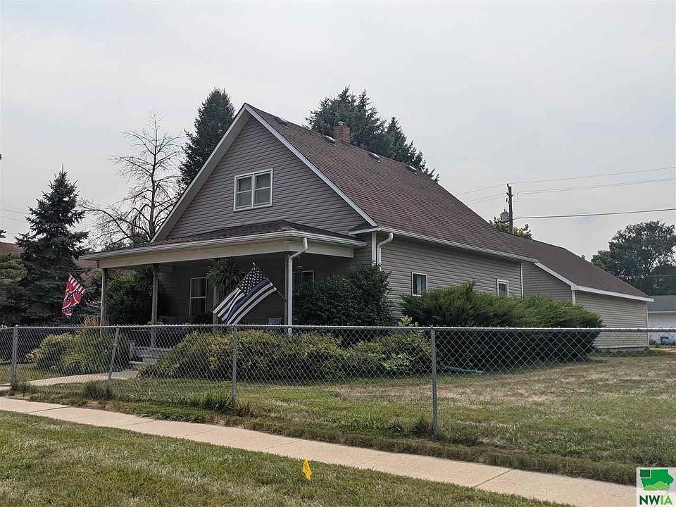1st image of 2107 Roosevelt St