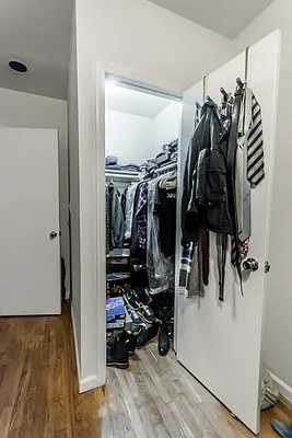 Rented by Douglas Elliman | media 23