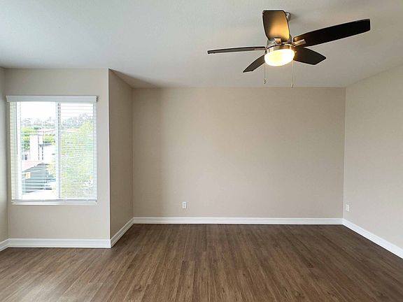 4th image of 5804 Lauretta St APT 4
